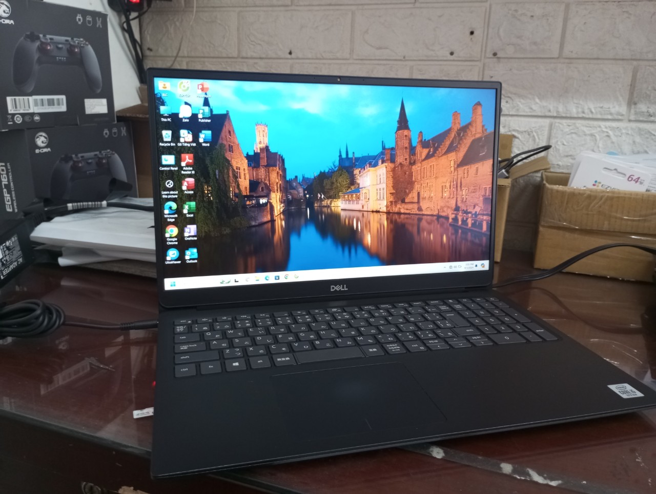 Laptop Dell Vostro 5590 i5 10210U/8GB/512GB/15.6